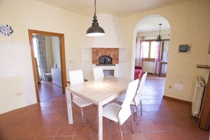 Apartment, 2 Bedrooms | Living area - Villino Laura (Portoferraio)