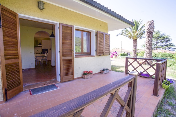 Apartment, 2 Bedrooms | Terrace/patio