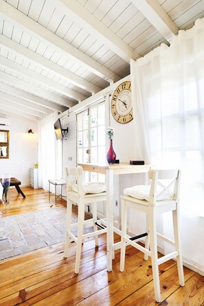 5 soverom, dundyner, minibar og individuelt dekorert