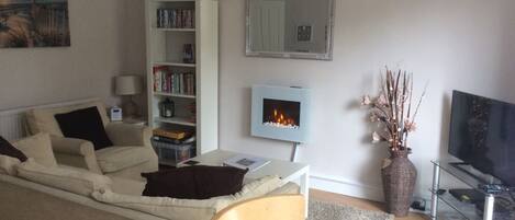 Standard Chalet, 2 Bedrooms | Living room
