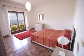 Apartment | 2 Schlafzimmer, individuell dekoriert, individuell eingerichtet