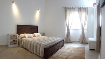 Double or Twin Room | Desk, free WiFi