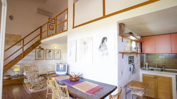 Vila, 2 quartos | Área de estar | TV de tela plana