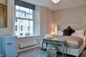 1 bedroom, iron/ironing board, free WiFi - Suite 5 at 31 Meridian (Bristol)