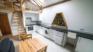 Private kitchen - The Granary, a Perfect Countryside Stay (Bristol)