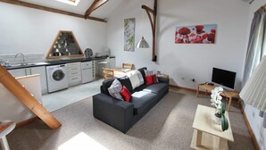 Living area - The Granary, a Perfect Countryside Stay (Bristol)
