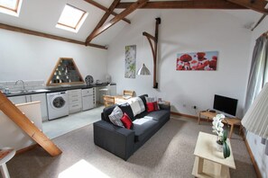 TV - The Granary, a Perfect Countryside Stay (Bristol)