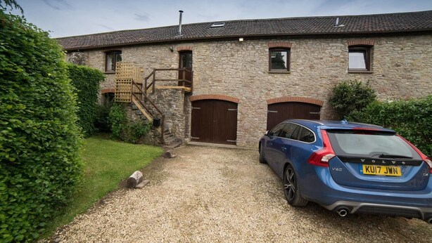 Front of property - The Granary, a Perfect Countryside Stay (Bristol)