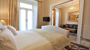 Phòng Suite Cao cấp, 1 phòng ngủ, tầng trệt | 1 phòng ngủ, bộ trải giường bằng vải cotton Ai Cập 