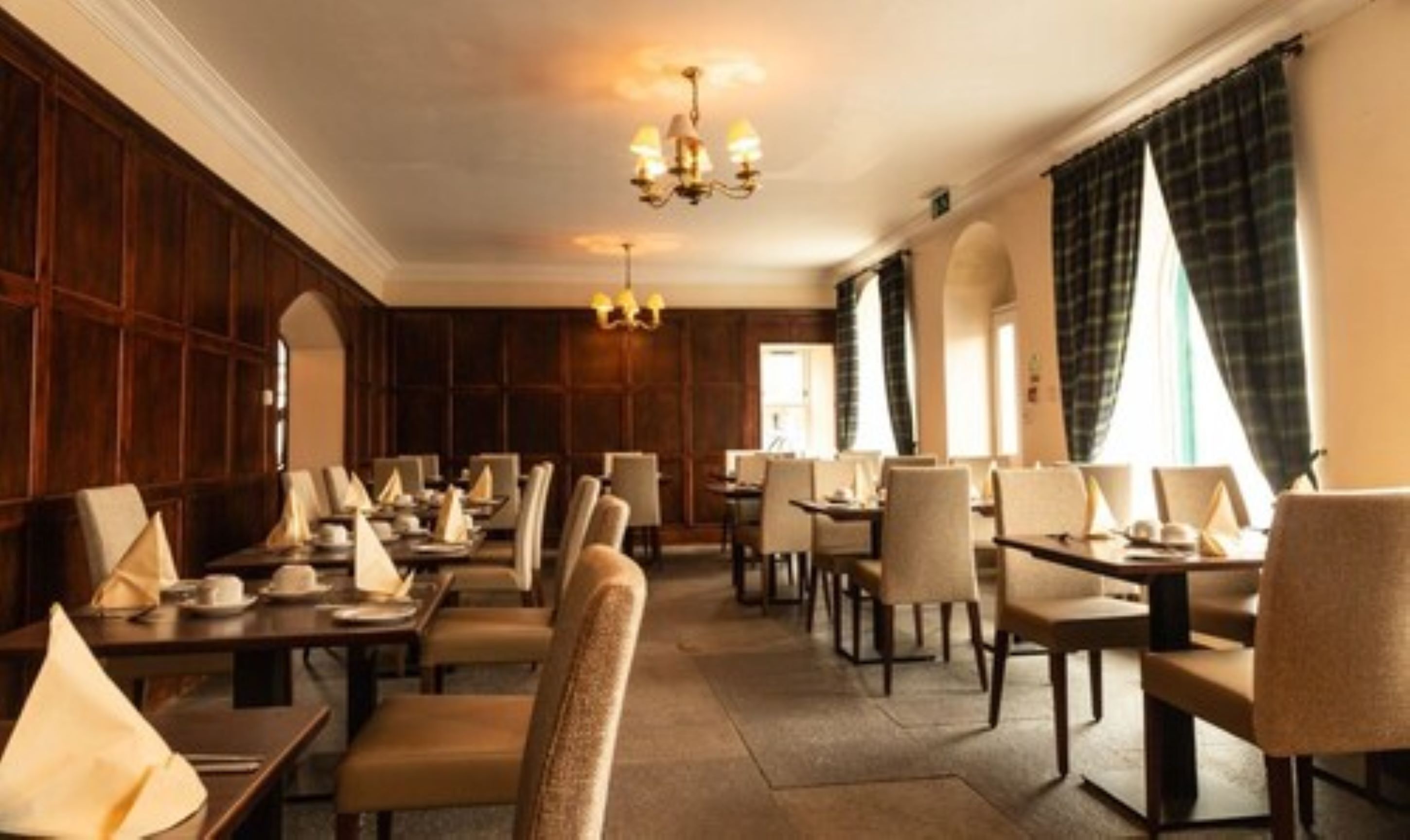 Bao gồm bữa sáng hàng ngày 