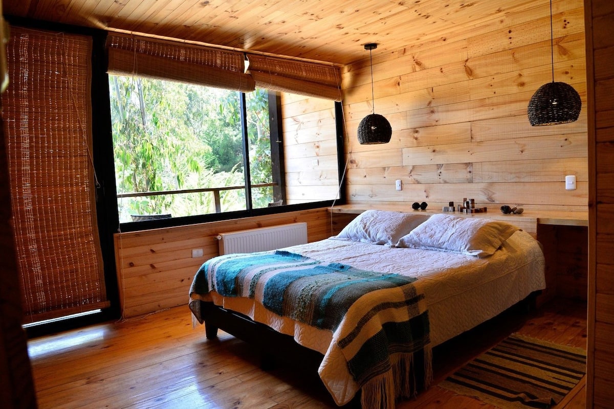 Ropa de cama de alta calidad, minibar y ropa de cama 