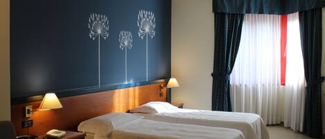 Apartment | 1 bedroom, minibar, in-room safe, laptop workspace