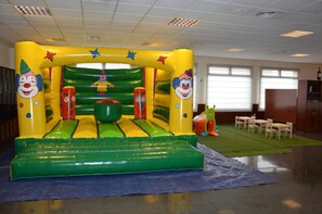 Children's area - Lo Raco de l’Olivera (Granyanella)