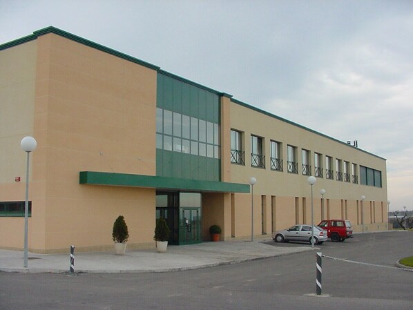 Front of property - Lo Raco de l’Olivera (Granyanella)