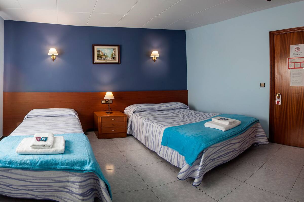 Dreibettzimmer