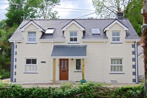 Exterior - Highbury Garden Suite (Boncath)