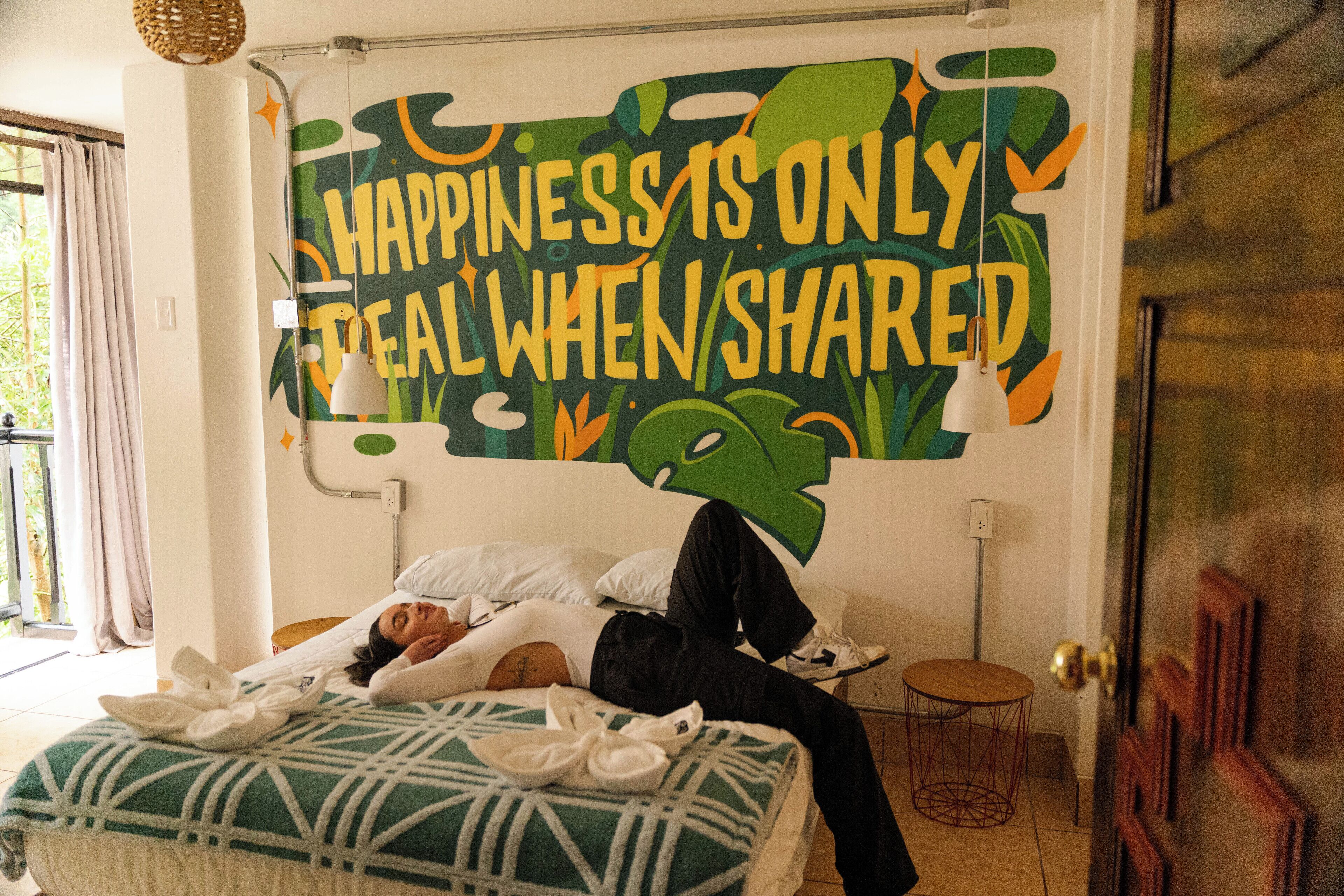 Phòng đôi hoặc 2 giường đơn có thiết kế đặc sắc, 1 giường đôi, quang cảnh đồi núi | Truy cập Internet không dây miễn phí, bộ trải giường 