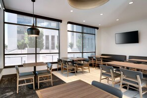 Dinner served - Hyatt Place Provo (Provo)