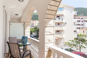Glory Superior Studio, 1 Bedroom | 街景