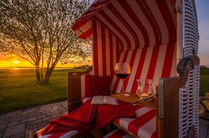 Property grounds - located at the sea, stunning view over Hiddensee and the iconic lighthouse (Trent OT Vaschvitz)
