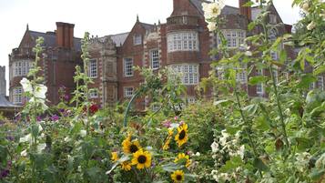 Jardines del alojamiento