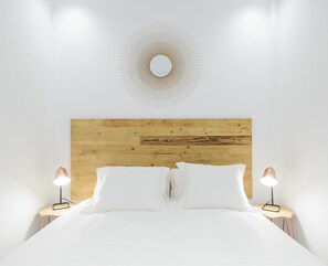 2 chambres, chambres insonorisées, fer et planche à repasser