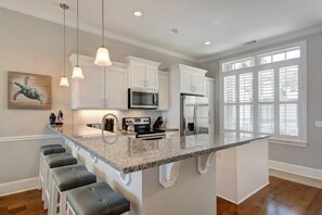 Fridge, microwave, oven, stovetop - Ocean Cottage 101 Oceanfront cottage with gorgeous views! (Jekyll Island)