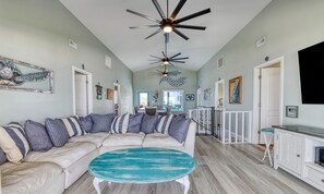 Living area - Ocean Mist - 7 bed, 5 bath, oceanfront home with pool (Garden City Beach)