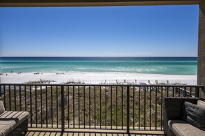 Property grounds - Gorgeous Gulf Front Unit, End Unit, Elevator (Santa Rosa Beach)