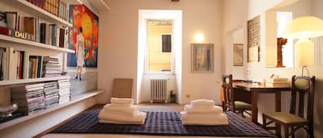 1 bedroom, iron/ironing board, travel cot, free WiFi