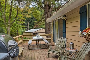 Outdoor dining - Great Valley Home w/ On-Site Pond, 7 Mi to Skiing! (Great Valley)