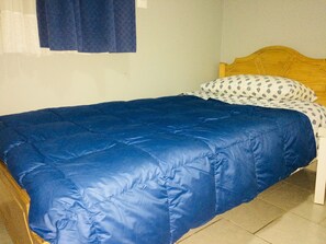 Quarto casal, 2 camas de solteiro | Wi-Fi de cortesia, roupa de cama