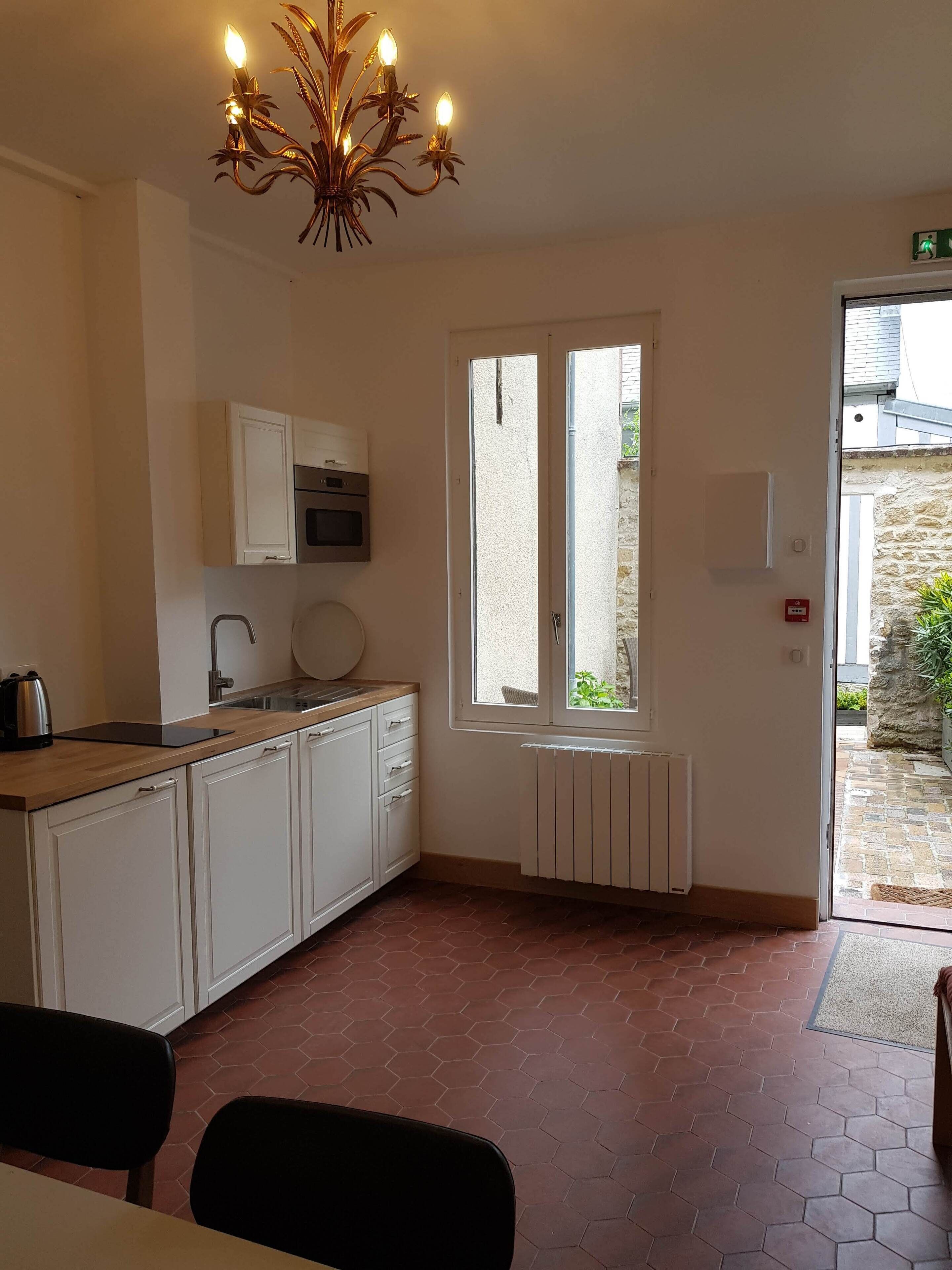 townhome | private kitchen