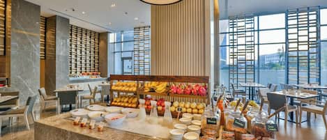 Daily buffet breakfast (PHP 850 per person)