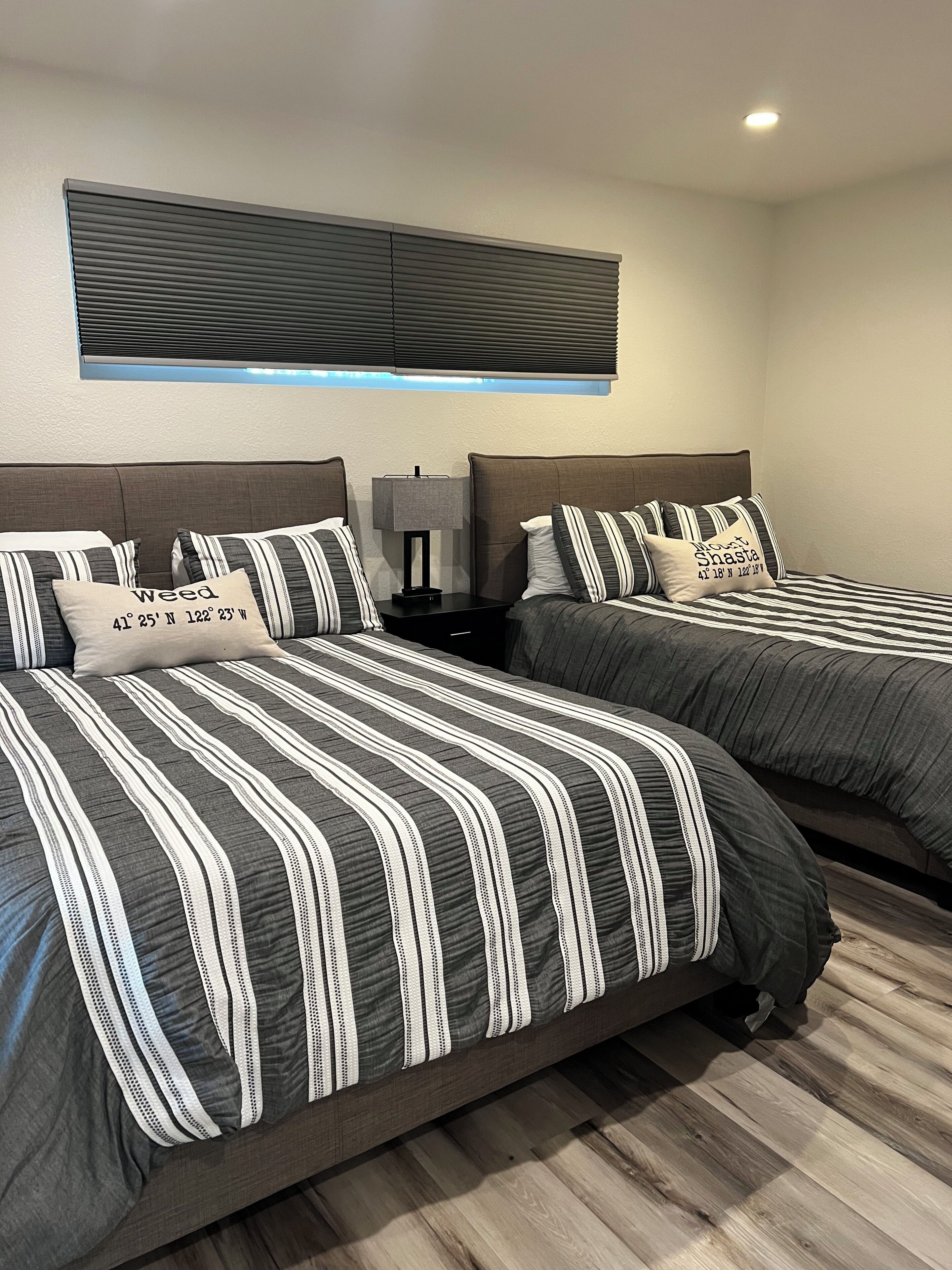Deluxe Condo, Mountain View | 1 bedroom, free WiFi, bed sheets