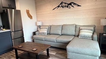 Deluxe Condo, Mountain View | Living area | Flat-screen TV