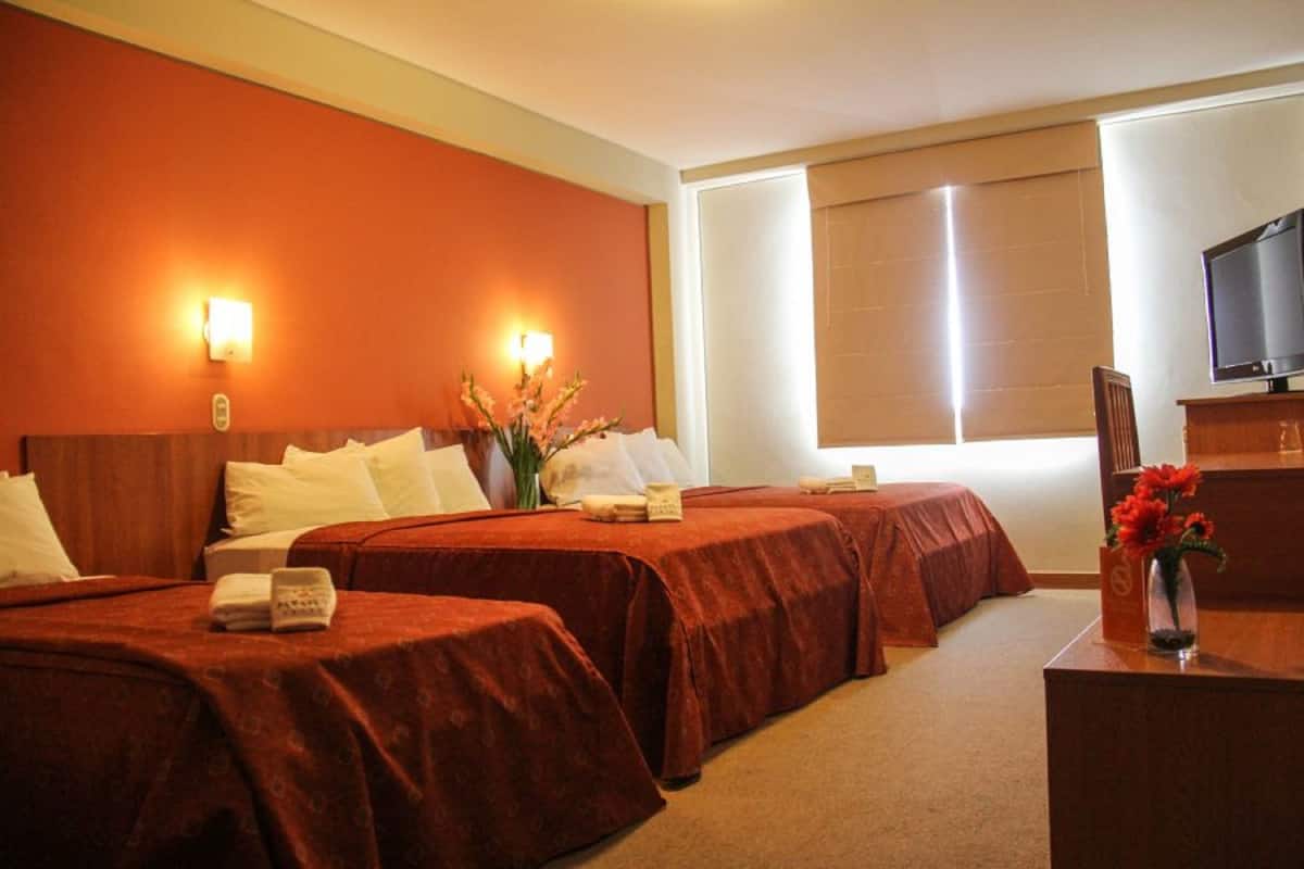Triple Room | Minibar, in-room safe, desk, free WiFi