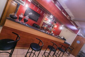 Bar (on property) - Hotel Paraiso Trujillo (Trujillo)