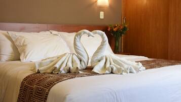 Double Room | Minibar, in-room safe, desk, free WiFi