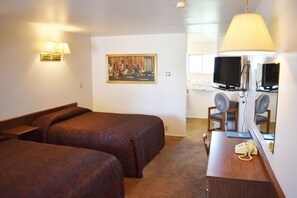 Standard Double Room, 2 Queen Beds, Non Smoking | Desk, laptop workspace, free cribs/infant beds, free rollaway beds - JR Inn (Soda Springs)