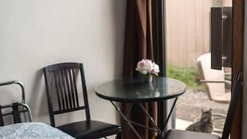 1 habitación, wifi gratis y ropa de cama
