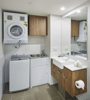 Shower, hair dryer, towels - The Sebel West Perth Aire Apartments (West Perth)