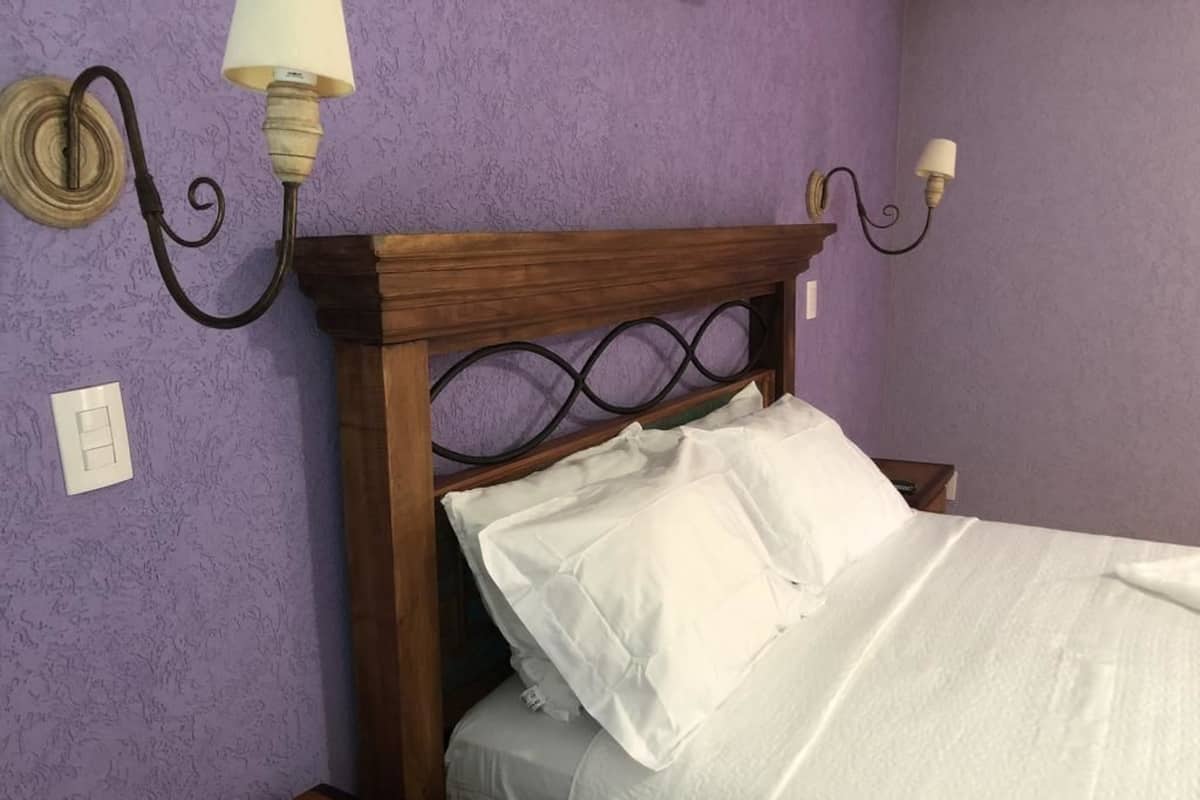 1 bedroom, premium bedding, minibar, desk