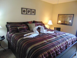 3 Schlafzimmer, Schreibtisch, Bügeleisen/Bügelbrett, WLAN