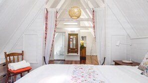 4 soverom, strykejern/-brett, wi-fi og sengetøy