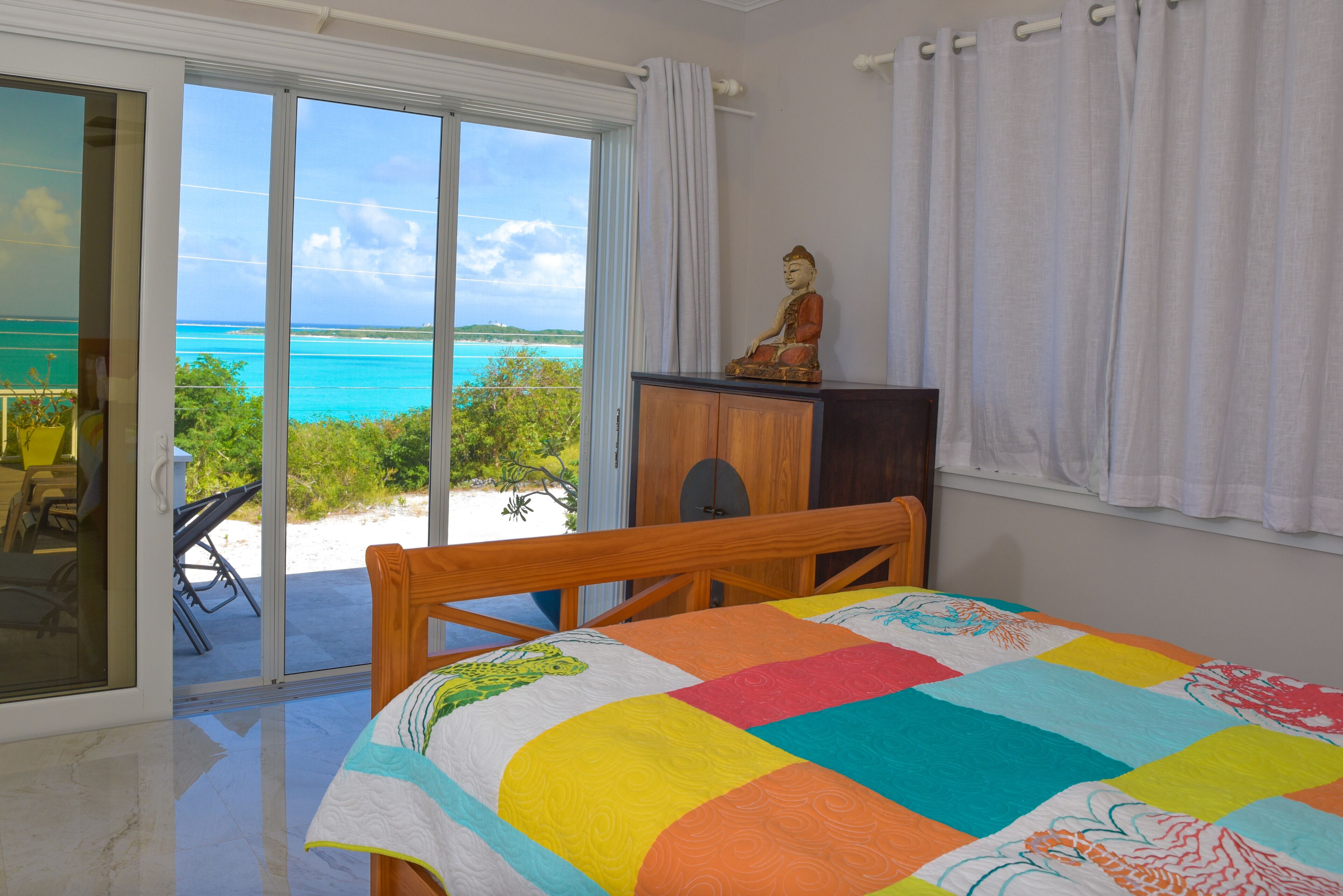 2 bedrooms, iron/ironing board, travel cot, free WiFi