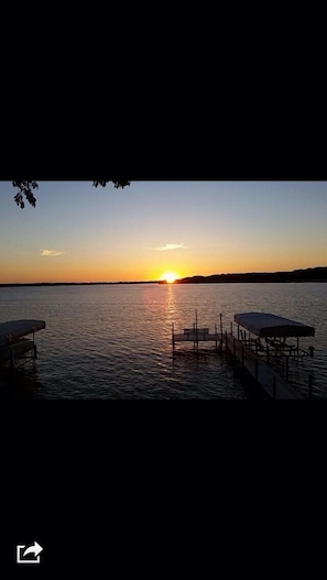 Beach - Amazing West Lake Okoboji Home! Location, Location, Location!!! (Arnolds Park)