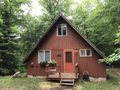 Baraga County Beaufort Lake Cabin