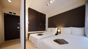 Quadruple Room (2 Small Double Beds)