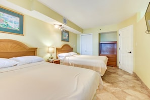 1 dormitorio, tabla de planchar con plancha, wifi y ropa de cama